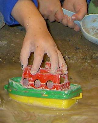 Spielen im Sandkasten